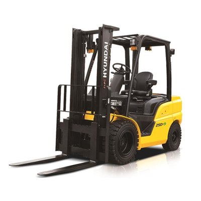 Forklift unloading pallets from a truck in Luton